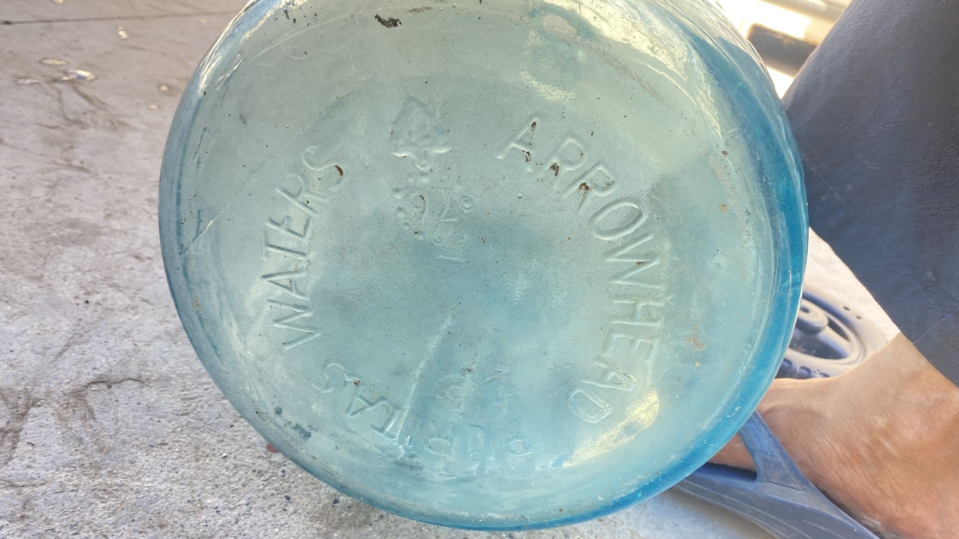 PENDING PICK UP… AUTHENTIC Old School Original Glass Water Bottle Minimum Net Measure Five Gallons