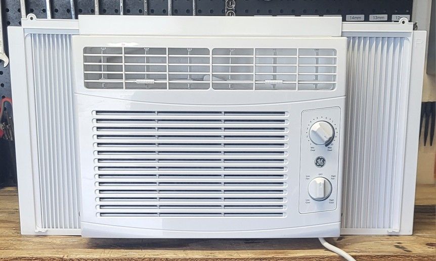 Window AC Unit