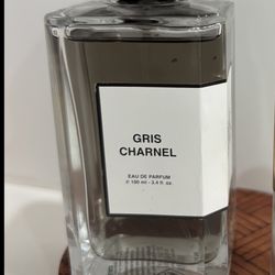 Gris Charnel 