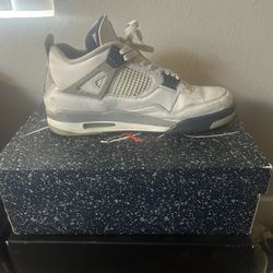 Jordan 4 Midnight Navy