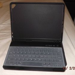 iPad 10 Aluminum Case And Removable Keyboard 