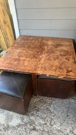 Table /storage seats