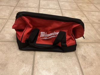 Brand new Milwaukee medium bag