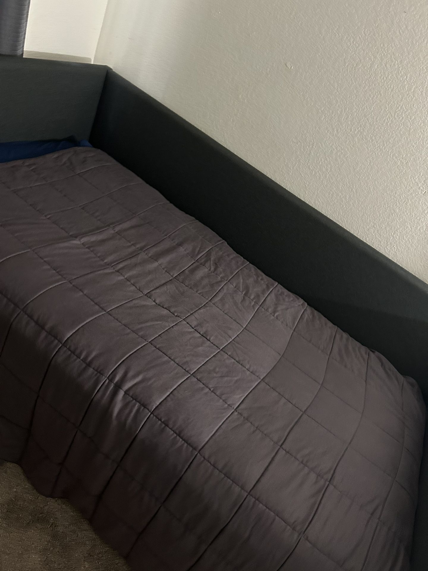 Twin Bed