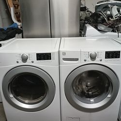 Kenmore Stackable Washer And Dryer  Electric 