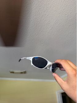 Oakley Oakleys sunglasses shades glasses