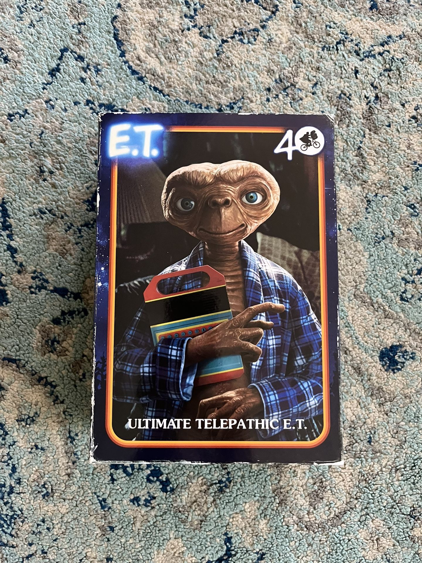 TRADE E.T. Neca 40th Anniversary Ultimate Telepathic Figure