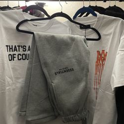 Dark Oat Essential sweats 