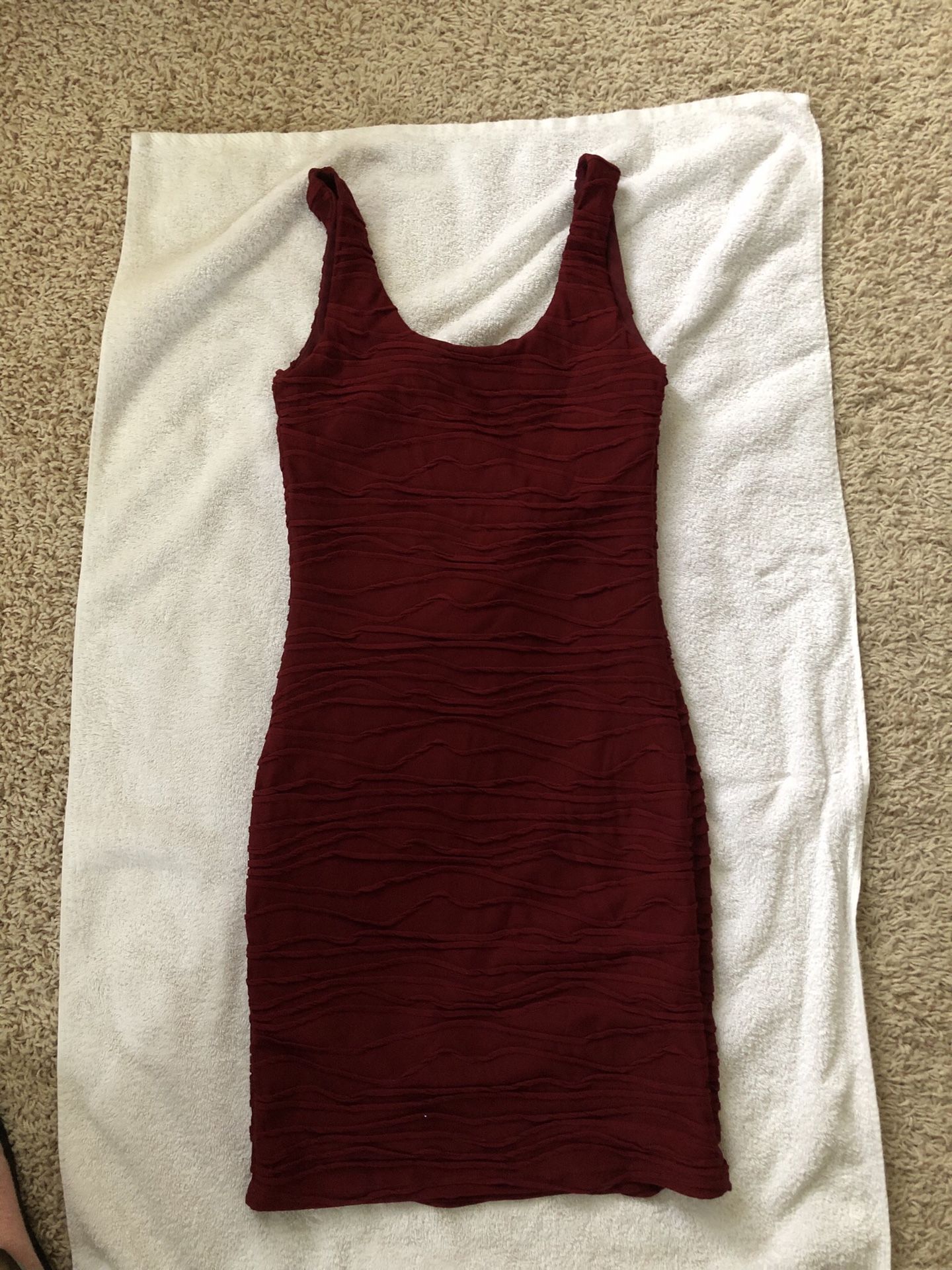 NWT SUZY SHIER PARTY DRESS SIZE XS/ P