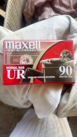 Maxell Normal Bias UR 90 min Blank Cassette Tape