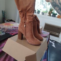 womens boots size 7.5
