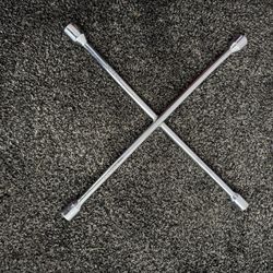 Four Wheel Wheel Lug Wrench