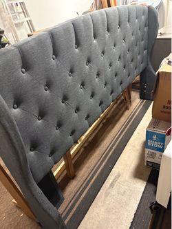 Standard/Eastern King bed