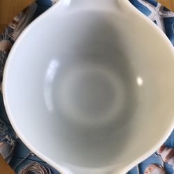 Pyrex 2-1/2 quart oven ware bowl