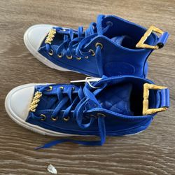 Tennis shoes Good Condition!