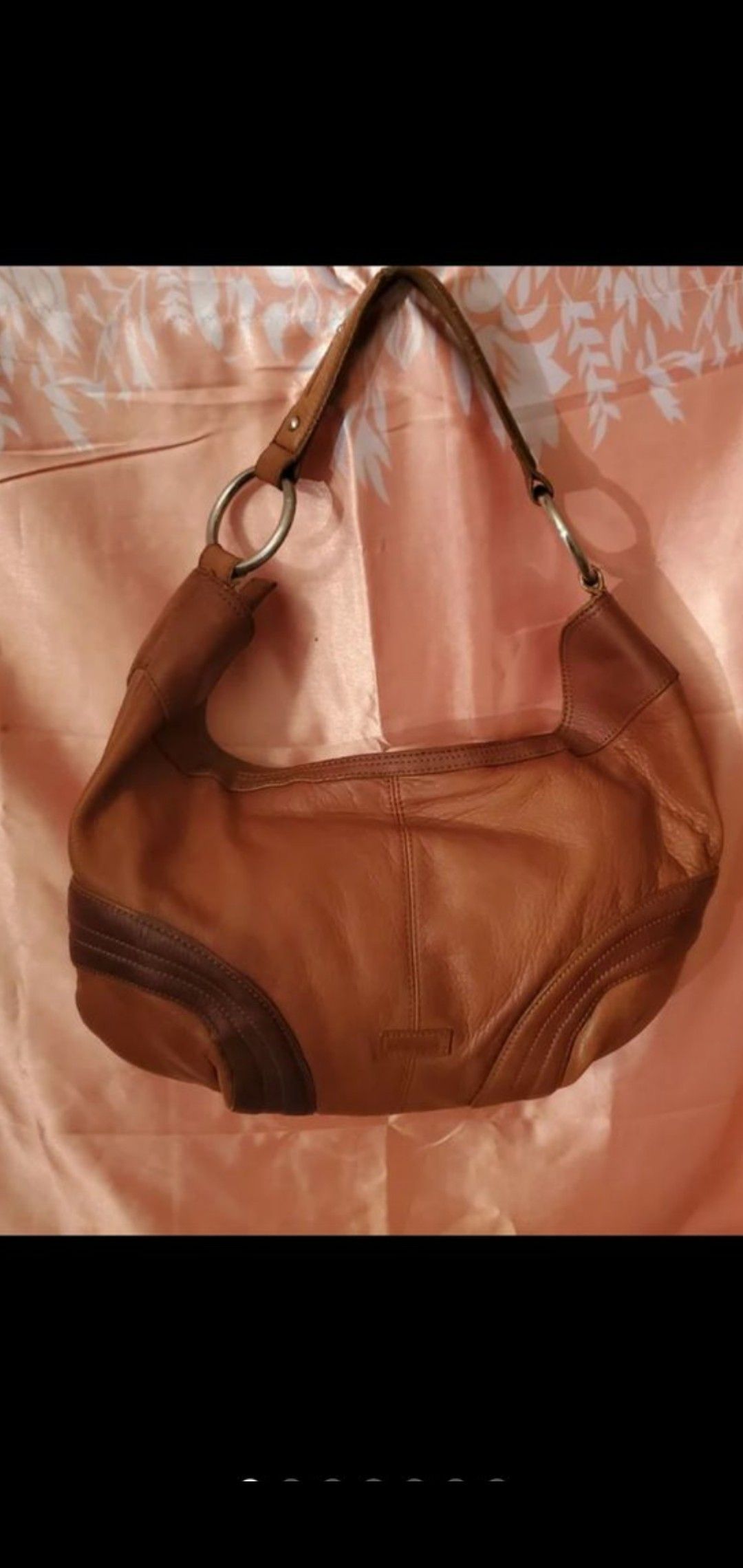 Kenneth Cole Reaction leather hobo bag excellent condition