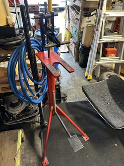 Kick Press