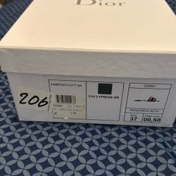 Dior Shoe box 
