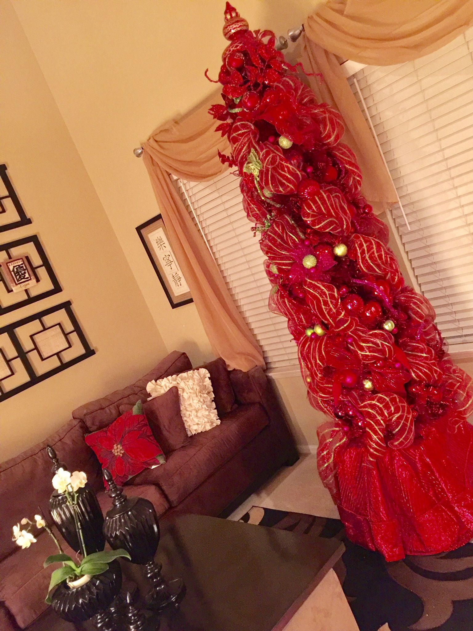 Red Foil Decorated Lights Ornaments 6’