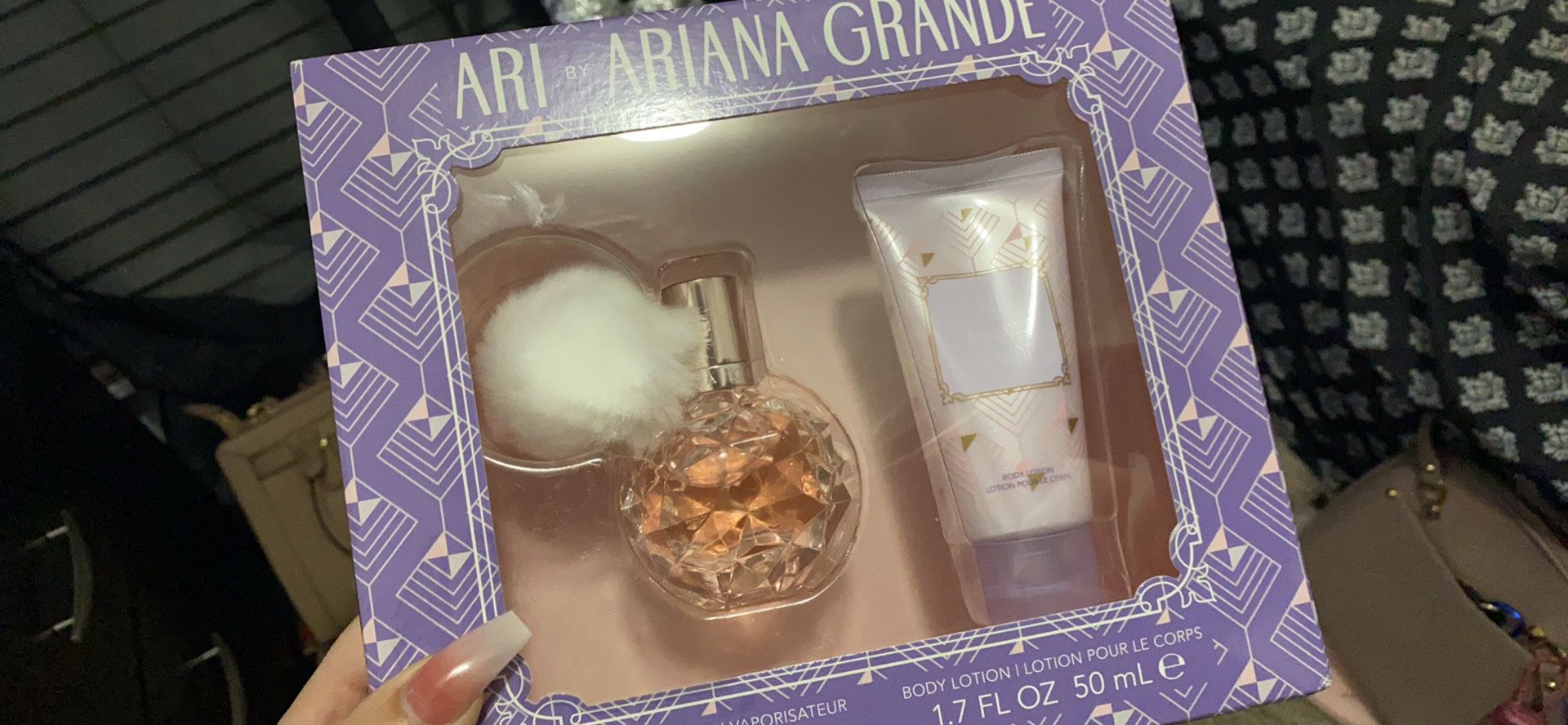 Ariana grande perfume