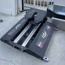 Pullrite 12K 5th Wheel Hitch