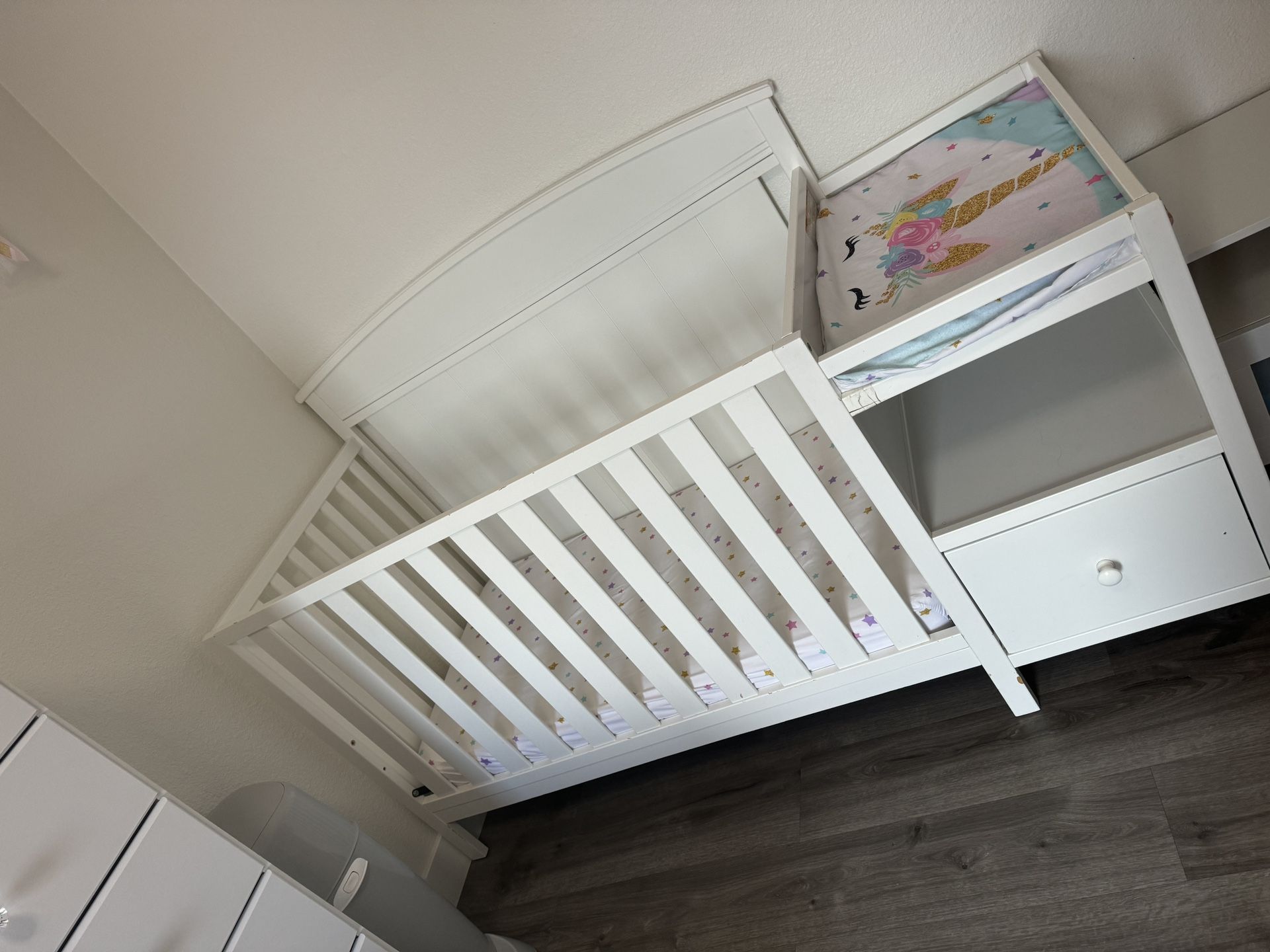 Baby Crib With Mattress 80$