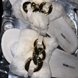 Fuzzy Slides From Fashion Nova Size 11w NEW!