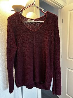 Women's Burgundy V-Neck Sweater