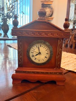 Wooden Mantel Clock