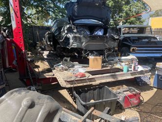 Auto Body Frame Machine