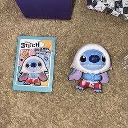 AUTHENTIC MINISO Disney Stitch Pillow Fight Series Figure - On The Spot