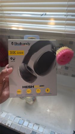 Skullcandy headphones