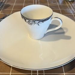 Mikasa Fine Bone China “Suzanne”