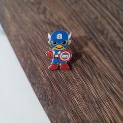 Amazon Peccy Pin Captain America