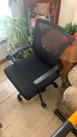 DESK  CHAIR $40