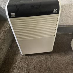 Kenworth 50 pint dehumidifier