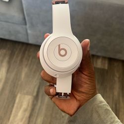 Beats Solo 4 Wireless Headphones 
