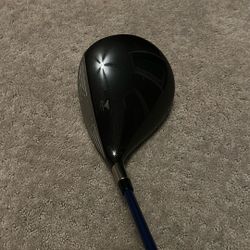 Titleist  905 R. Driver  9.5*