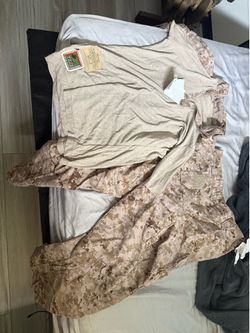 USMC DESERT FROG UNIFORM MILITARY GEAR