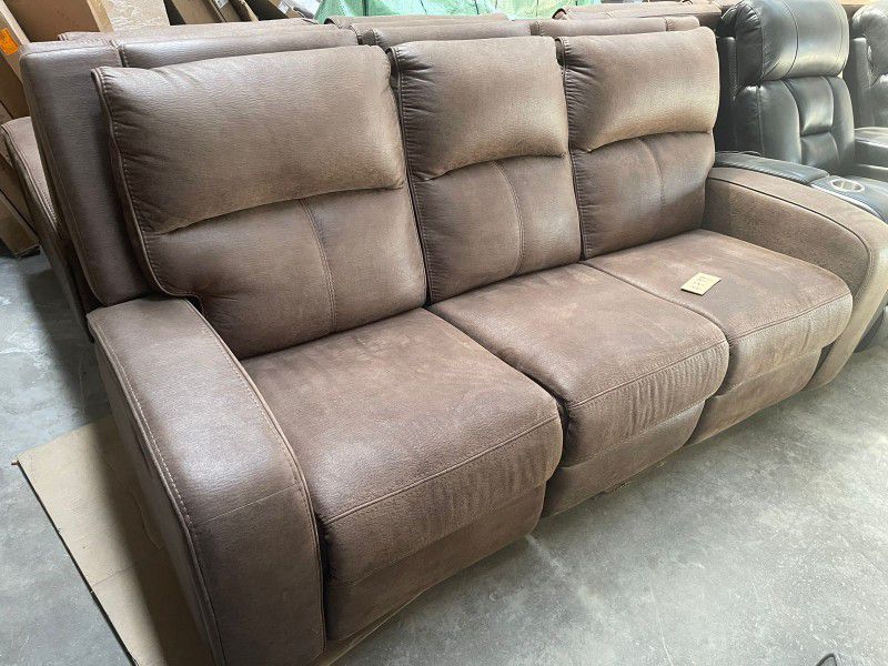 3 + 2 Seater Leather Sofa Recliner 