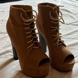 Heels For Sale 61/2