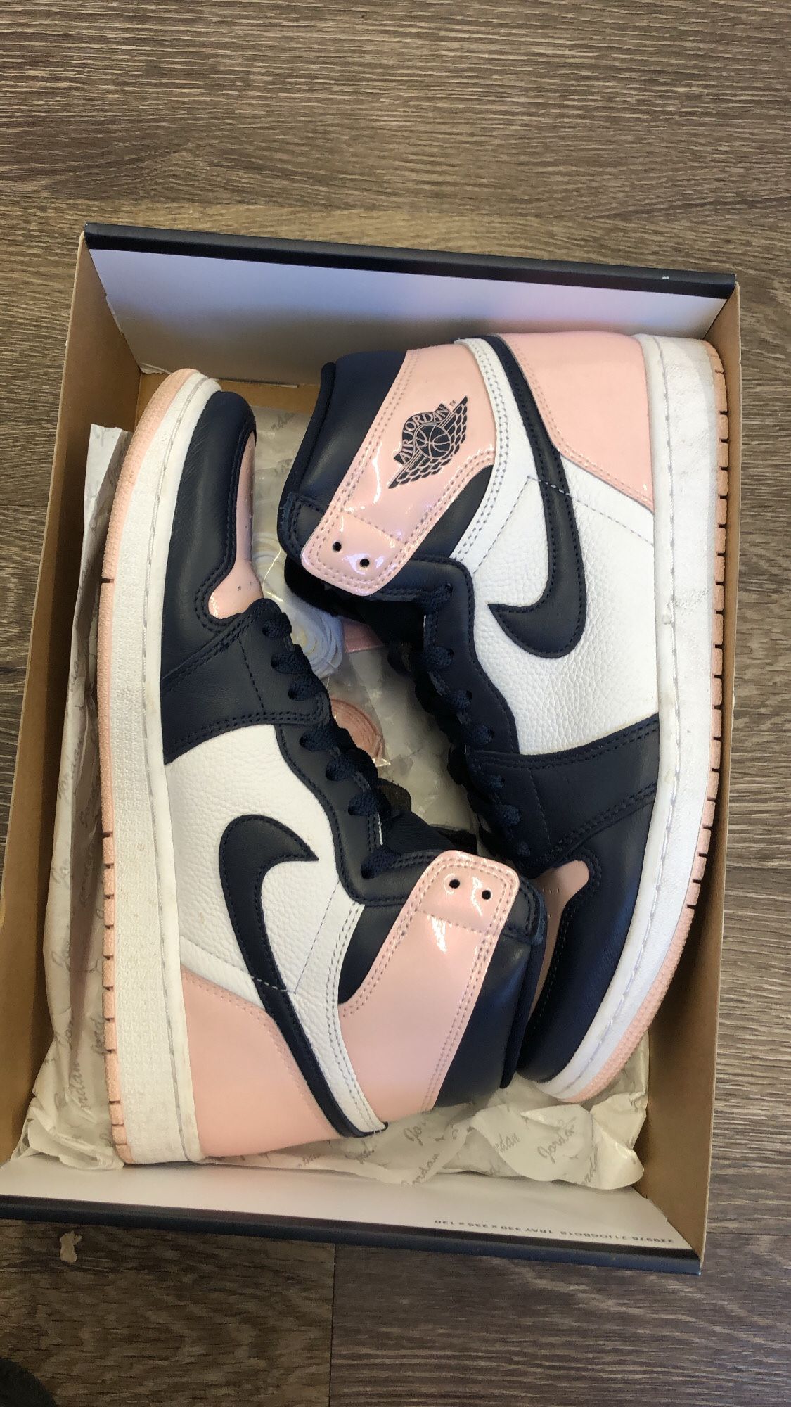 Air Jordan 1 Retro High WMNS “Bubblegum”