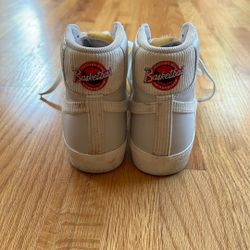 11.5 Nike Trailblazers