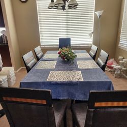 Spacious Family Dining Table + 6 Chairs