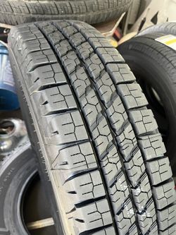 215/85R16