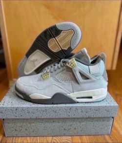 Nike Air Jordan 4 Retro SE Craft 'lPhoton Dust Size 11 Brand New