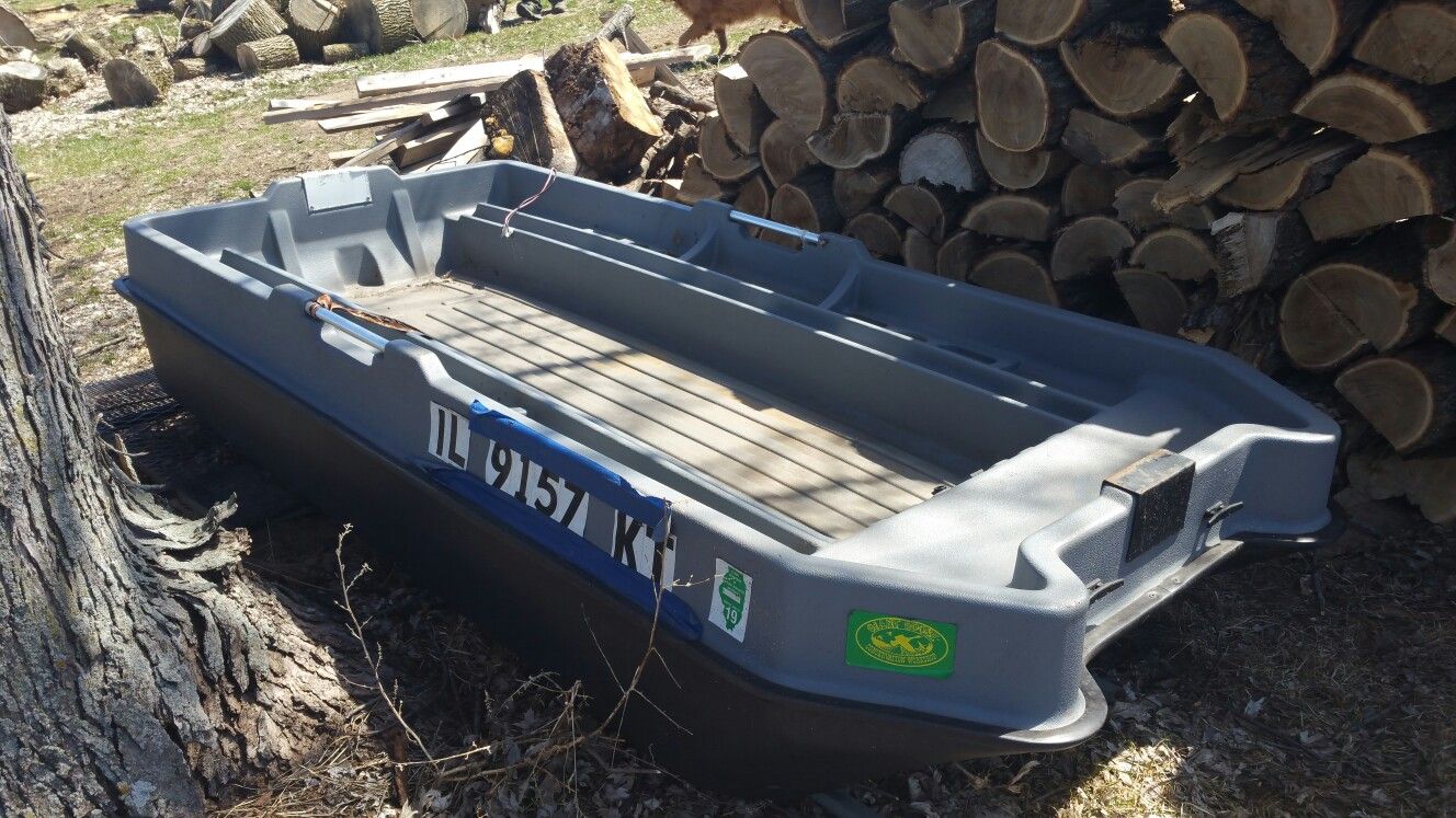 2 man bass boat