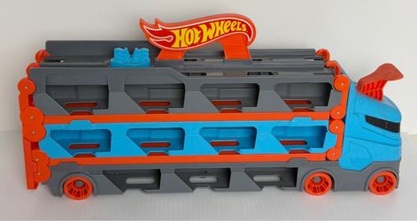 Hot Wheels Speedway Truck Hauler GVG37 Mattel 2020 - Great Condition!
