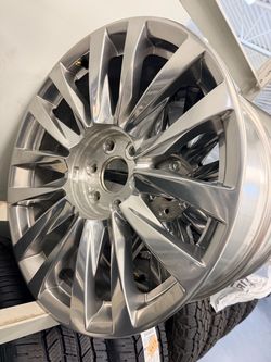 22 inch Escalade wheels ONLY 3 wheels $250