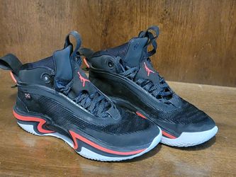 BIG Kids size 6.5 Jordan 36 Infared